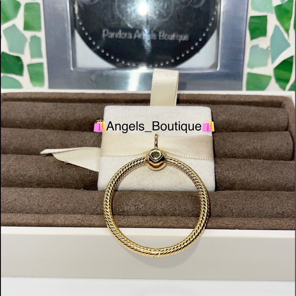 New Pandora Shine Medium O Pendant 368735C00